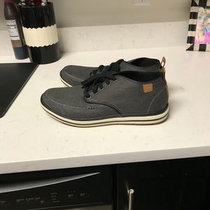 Skechers sneaker boots size 11